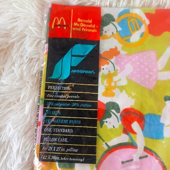 Vintage McDonalds Pillowcase 1976 - Picture 2 of 8